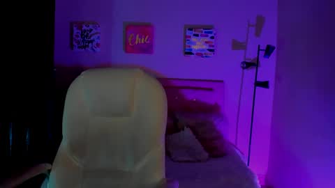 Sarah Ramirez online show from 03/11/25, 11:33