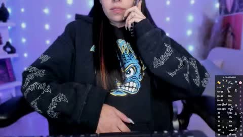 Sara online show from 11/29/25, 02:36