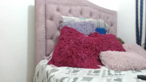 Sara online show from 10/16/25, 07:37