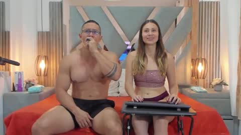 saraANDyoni online show from 01/17/25, 12:52