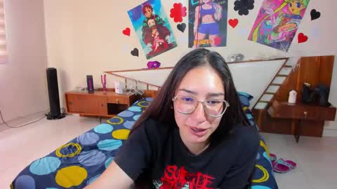 Alahia and Marilyn online show from 12/14/24, 05:47