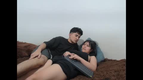 sara and thomas online show from 09/14/25, 07:29