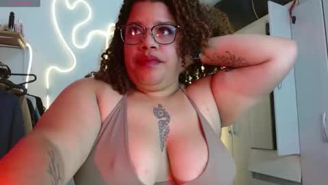 Snapshot of sarabbw173 chatting on 02/04/26, 02:50 sarabbw173 online show from 02/04/26, 02:50