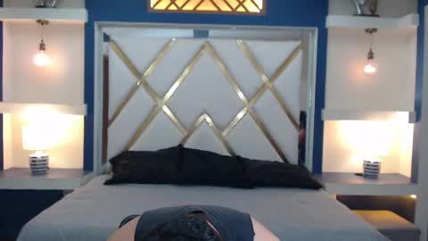 saraclub online show from 12/19/25, 03:13