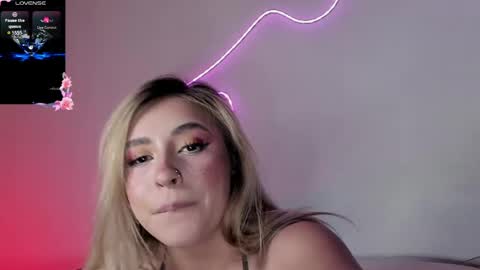 saradiazxxx online show from 05/20/26, 07:36