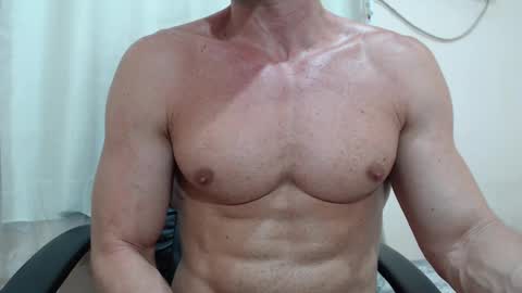 saradorj92 online show from 11/23/25, 05:35