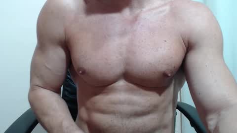 saradorj92 online show from 02/09/26, 03:43