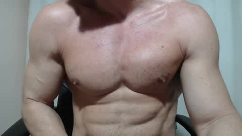 saradorj92 online show from 03/26/26, 02:28