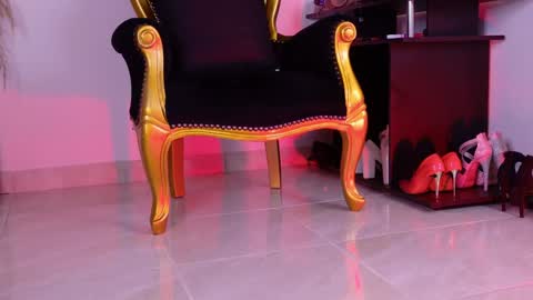 Sara Ferrer  online show from 04/23/26, 12:29