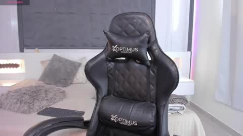  Sara Gomez  online show from 02/27/25, 04:21