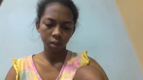 sarah146341 online show from 04/22/26, 06:53