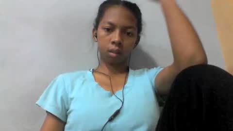 Snapshot of sarah146341 chatting on 05/28/26, 04:59 sarah146341 online show from 05/28/26, 04:59