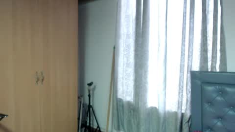 sarah online show from 04/14/26, 02:34