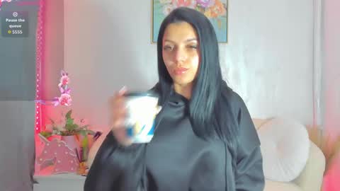 Sara online show from 04/22/26, 06:49