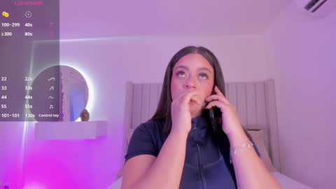 Sarah Bonneth online show from 02/05/25, 11:23