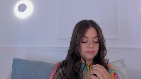 Sarah Bonneth online show from 03/19/26, 11:58