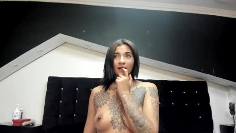 Sarah online show from 03/09/25, 03:43