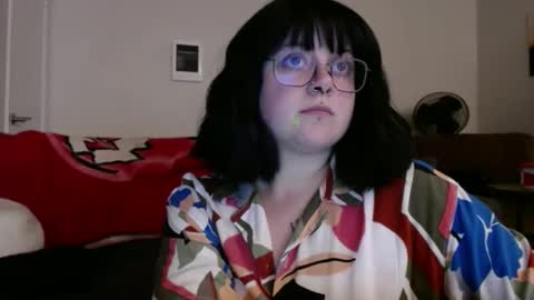 Sarah online show from 03/06/25, 04:08