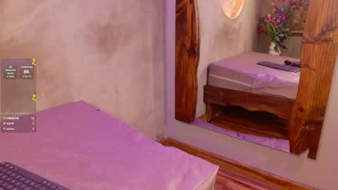 sarah_greyy online show from 04/23/26, 12:29