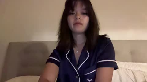 Snapshot of sarah_heart_aus chatting on 12/27/24, 11:50 Sarah Heart Aus online show from 12/27/24, 11:50