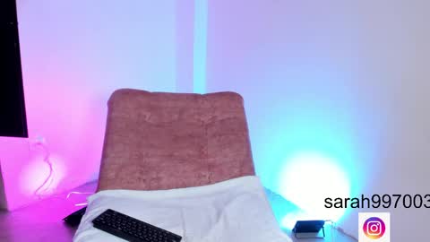 Snapshot of sarah_roussel chatting on 05/21/26, 03:19 Sarah online show from 05/21/26, 03:19