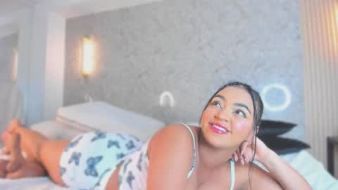 sarah online show from 10/06/25, 03:26