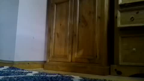 Sarahs room online show from 11/18/25, 01:04