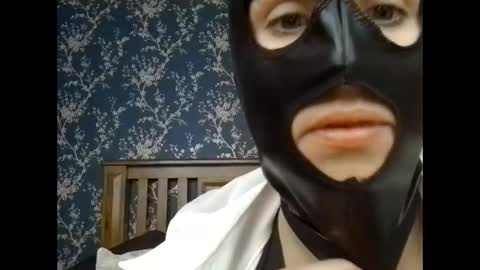 Sarahs room online show from 11/20/25, 12:16