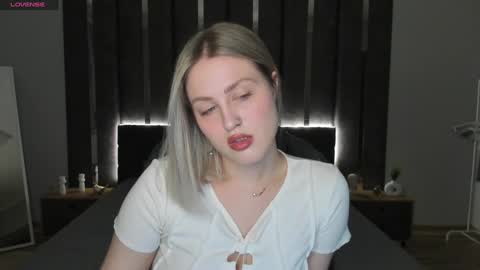 Sarah online show from 02/05/25, 12:53