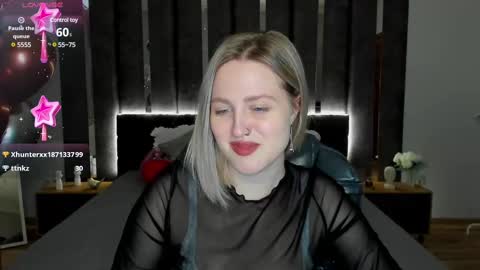 Sarah online show from 02/22/25, 03:45