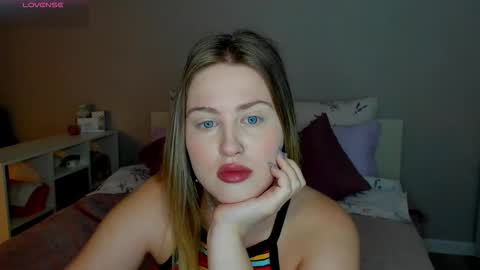 Sarah online show from 09/30/25, 12:04