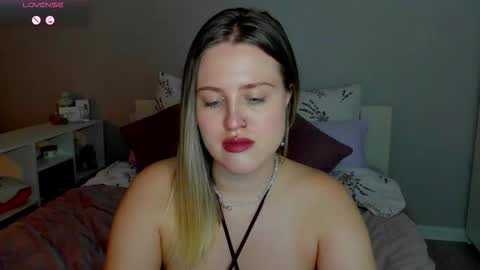 Sarah online show from 10/13/25, 12:27