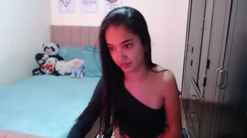 Sarah online show from 12/14/24, 05:14