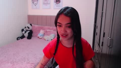 Sarah online show from 12/24/24, 02:54