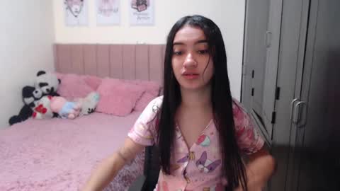 Sarah online show from 01/11/25, 04:14