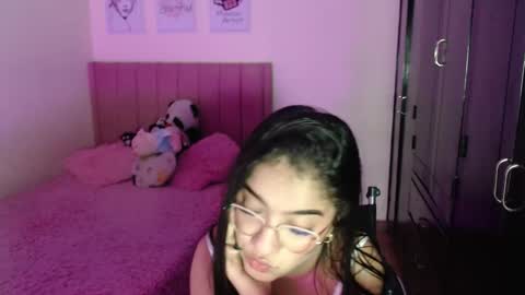 Sarah online show from 02/13/25, 01:40