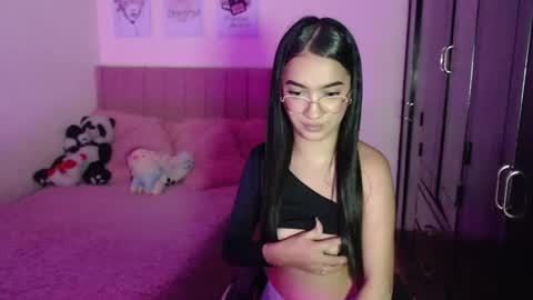 Sarah online show from 02/17/25, 11:20