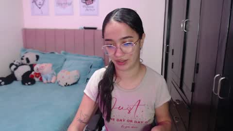 Sarah online show from 02/25/25, 11:33