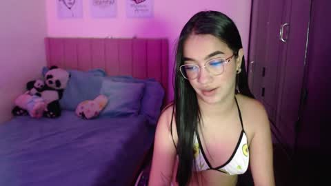 Sarah online show from 03/11/25, 02:54