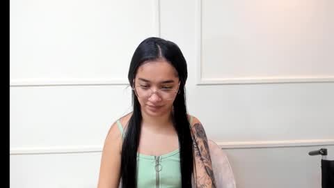 Sarah online show from 02/14/26, 06:15