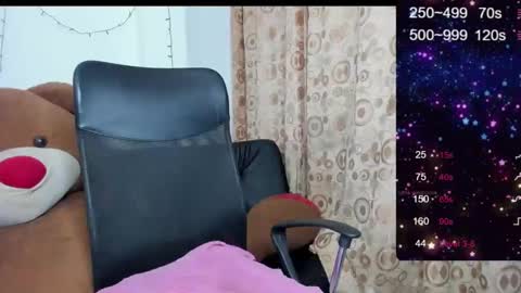 Sarah online show from 12/19/24, 11:18