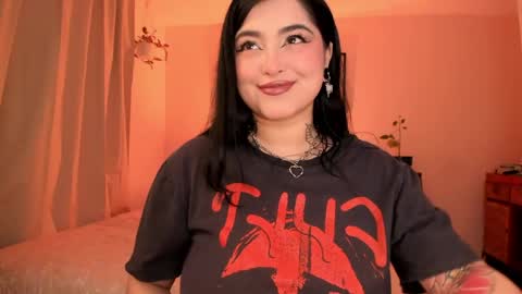   online show from 04/23/26, 06:25