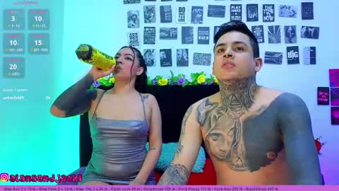 Sarah  Zack online show from 09/22/25, 04:09