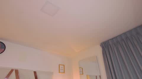 Snapshot of sarahevans__ chatting on 02/21/25, 01:55 Sarah Evans online show from 02/21/25, 01:55