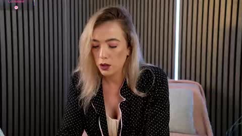 Snapshot of sarahjadore chatting on 02/12/26, 07:09 Sarahjadore online show from 02/12/26, 07:09