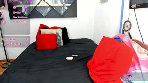  SARAHJEY     online show from 03/06/25, 04:08