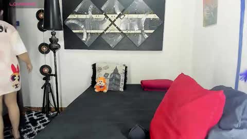  SARAHJEY     online show from 01/11/26, 01:38