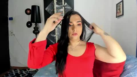 Snapshot of sarahjey chatting on 05/01/26, 10:36 SARAHJEY online show from 05/01/26, 10:36