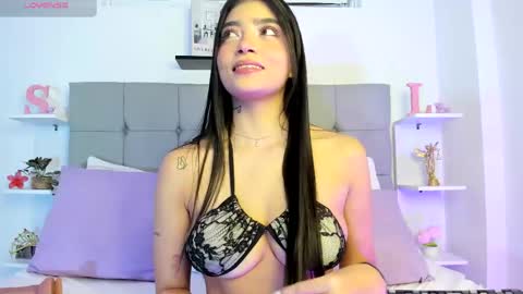 sarahlopezz290 online show from 06/07/26, 03:32