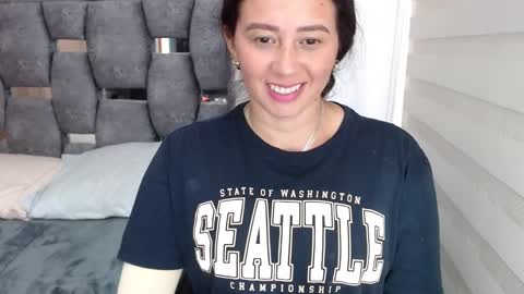 Lia online show from 12/16/24, 08:16